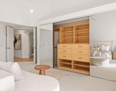 47 N Kavenish Drive - Photo Thumbnail 26