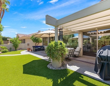 47 N Kavenish Drive - Photo Thumbnail 63