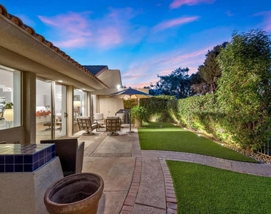 47 N Kavenish Drive - Photo Thumbnail 37