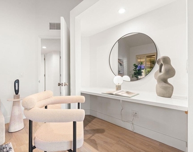 47 N Kavenish Drive - Photo Thumbnail 19