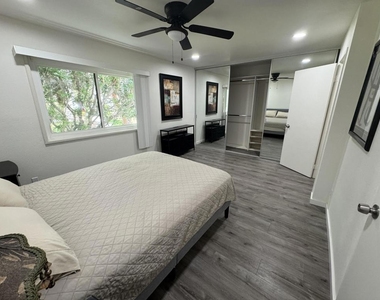 48728 Desert Flower Drive - Photo Thumbnail 24