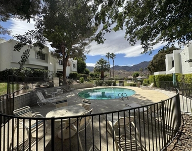 48728 Desert Flower Drive - Photo Thumbnail 32