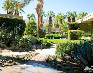 261 Sandpiper Street - Photo Thumbnail 17