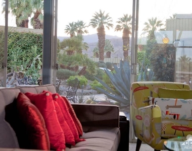 261 Sandpiper Street - Photo Thumbnail 5