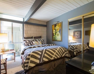 261 Sandpiper Street - Photo Thumbnail 11