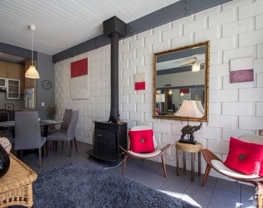 261 Sandpiper Street - Photo Thumbnail 3