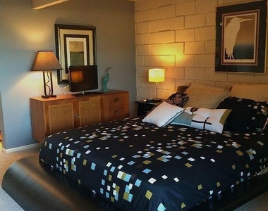 261 Sandpiper Street - Photo Thumbnail 9
