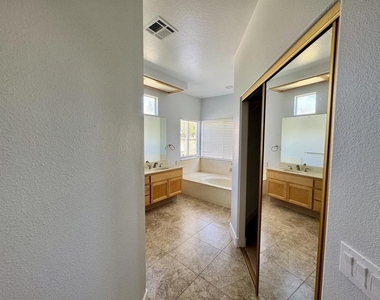 79130 Ocotillo Drive - Photo Thumbnail 19