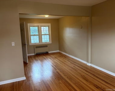 243 Lee Avenue - Photo Thumbnail 1