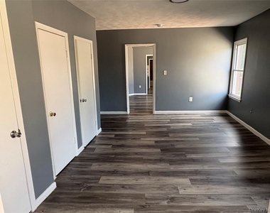 358 North Street - Photo Thumbnail 4