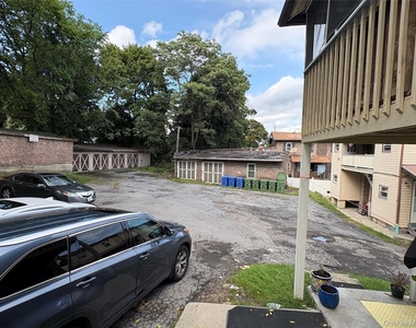 358 North Street - Photo Thumbnail 12