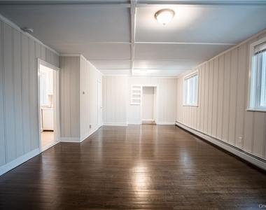 3435 Lexington Avenue - Photo Thumbnail 1