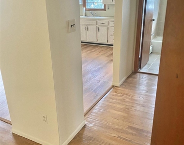 51 Lenox Avenue - Photo Thumbnail 4