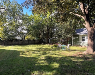 148 Franklin Avenue - Photo Thumbnail 14