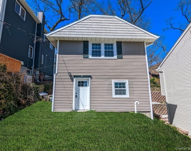 13 Woodland Lane - Photo Thumbnail 1