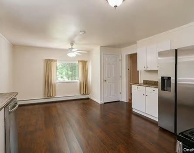 130 Whitlock Road - Photo Thumbnail 5