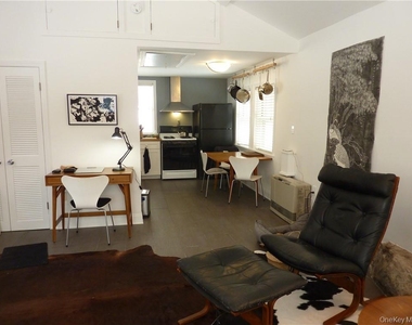 39a Laurelton Road - Photo Thumbnail 3