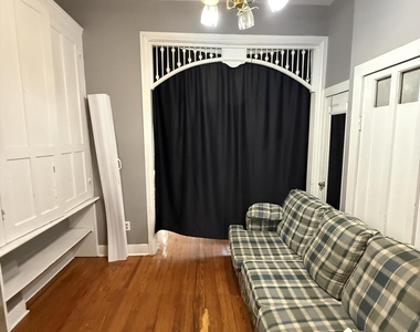 130 Grand Street - Photo Thumbnail 3