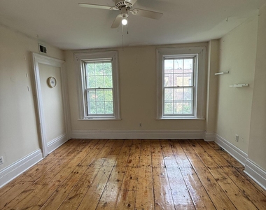 130 Grand Street - Photo Thumbnail 4