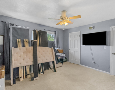 31 Berkshire Drive - Photo Thumbnail 46