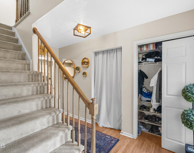 31 Berkshire Drive - Photo Thumbnail 31