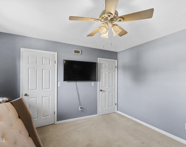 31 Berkshire Drive - Photo Thumbnail 47