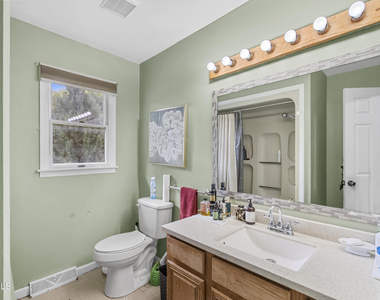 31 Berkshire Drive - Photo Thumbnail 42
