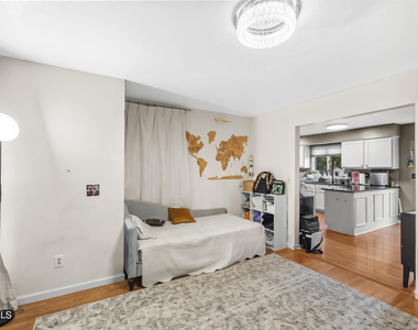 31 Berkshire Drive - Photo Thumbnail 13