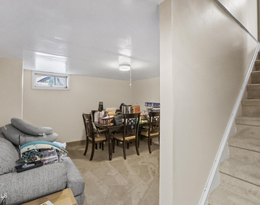 31 Berkshire Drive - Photo Thumbnail 48