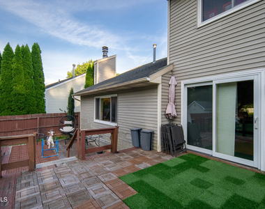 31 Berkshire Drive - Photo Thumbnail 64