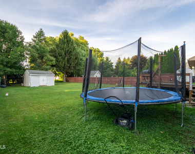 31 Berkshire Drive - Photo Thumbnail 65