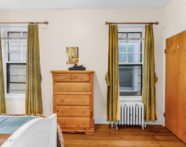 2209 15th Street - Photo Thumbnail 10