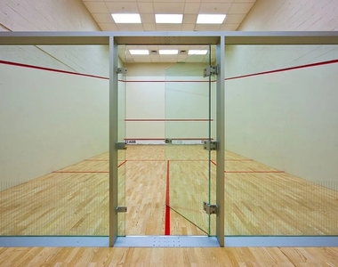555 W 59th Street - Photo Thumbnail 9