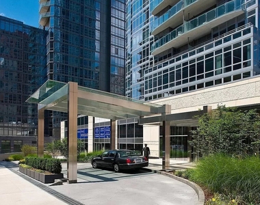 555 W 59th Street - Photo Thumbnail 13