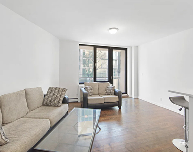 2833 Ocean Parkway - Photo Thumbnail 1