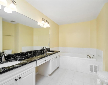 80 Tennyson Road - Photo Thumbnail 27