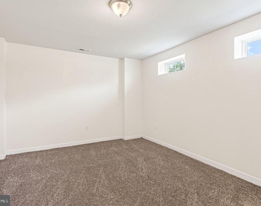 521 Hotchkiss Drive - Photo Thumbnail 26