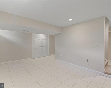3429 Lacrosse Court - Photo Thumbnail 17