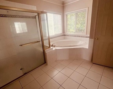 9315 Rustic Breeze Court - Photo Thumbnail 5