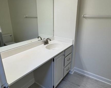 11021 Folksie Court - Photo Thumbnail 28