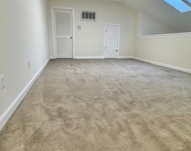 11021 Folksie Court - Photo Thumbnail 21