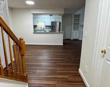 11021 Folksie Court - Photo Thumbnail 18