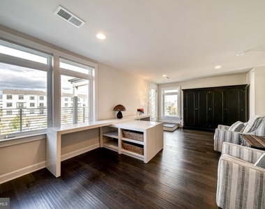 1312 White Feldspar Terrace Se - Photo Thumbnail 36
