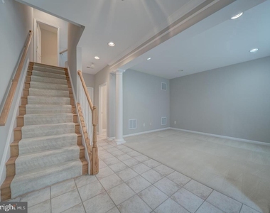 22942 Rose Quartz Square - Photo Thumbnail 4