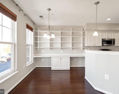 42183 Shorecrest Terrace - Photo Thumbnail 9