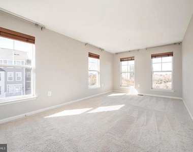 42183 Shorecrest Terrace - Photo Thumbnail 21