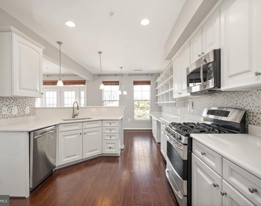 42183 Shorecrest Terrace - Photo Thumbnail 14
