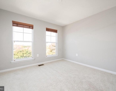 42183 Shorecrest Terrace - Photo Thumbnail 20