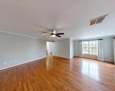 43799 Abbott Place - Photo Thumbnail 10