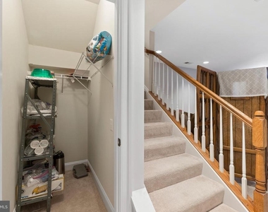 43610 Aldie Mill Court - Photo Thumbnail 2